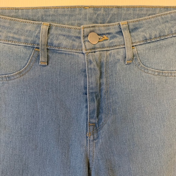 H&M Jeans - Picture 2 of 4